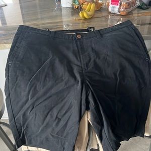 Tommy Bahama black flat front shorts size 36 excellent condition